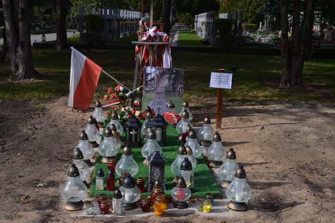 Grób Jana Olszewskiego