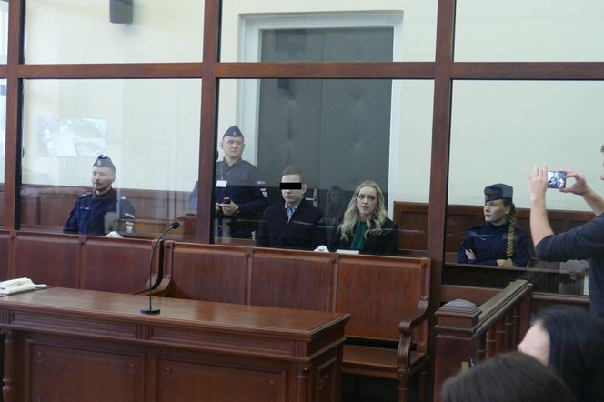 Piotrków Tryb. Druga rozprawa w procesie Sebastiana M. Kierowcy BMW odczytano akt oskarżenia [ZDJĘCIA].
