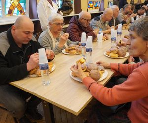 Mistrzostwa Poznania w jedzeniu pączków na czas