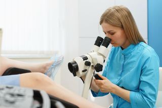 Laser w ginekologii nie tylko do leczenia schorzeń. Co oferuje najnowsza medycyna?
