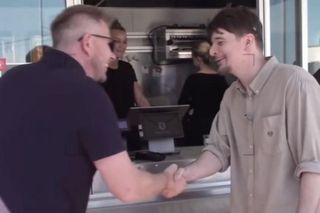 Nawrocki w Polsce wystartował! Filip Chajzer pierwszym gościem. Program spotkał się z mieszanymi reakcjami widzów