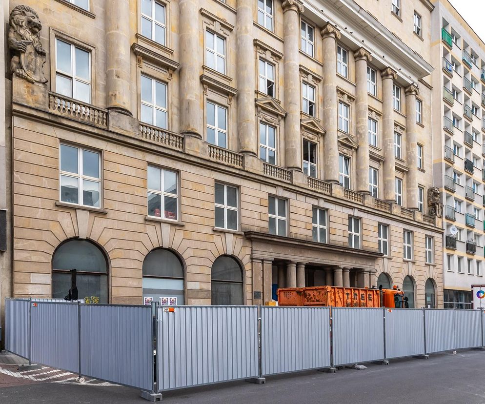 Kamienica na ul. Moniuszki 8 w Warszawie