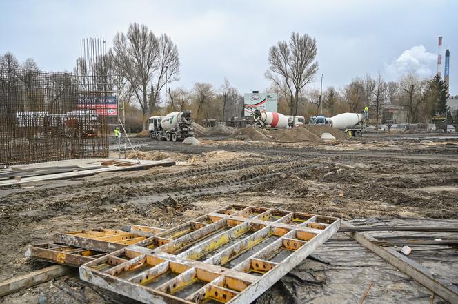 Postępy prac przy przebudowie al. Wojska Polskiego w Częstochowie