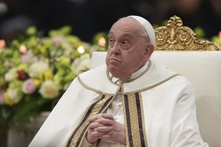 Nagła choroba papieża Franciszka! Nie jest w stanie czytać