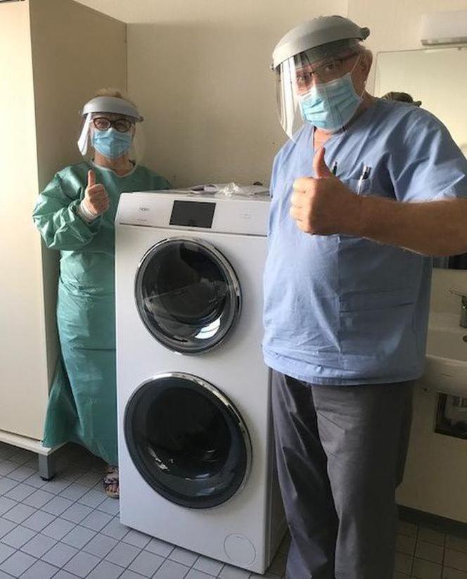 Firma Haier przekazała placówkom medycznym pralko-suszarki