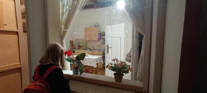 Jak wygląda mieszkanie Kiepskich? Odwiedziłam wystawę scenografii "Świata Według Kiepskich"
