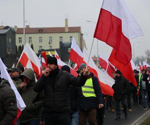 Protest rolników 20 marca w Lublinie. Przeszli ulicami miasta pod LUW