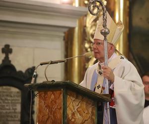 Abp Marek Jędraszewski: Maryja pozostaje matką wszystkich, którzy zawierzają Jej swe losy