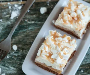 Ciasto szron. Pyszne połączenie czekolady i bezy