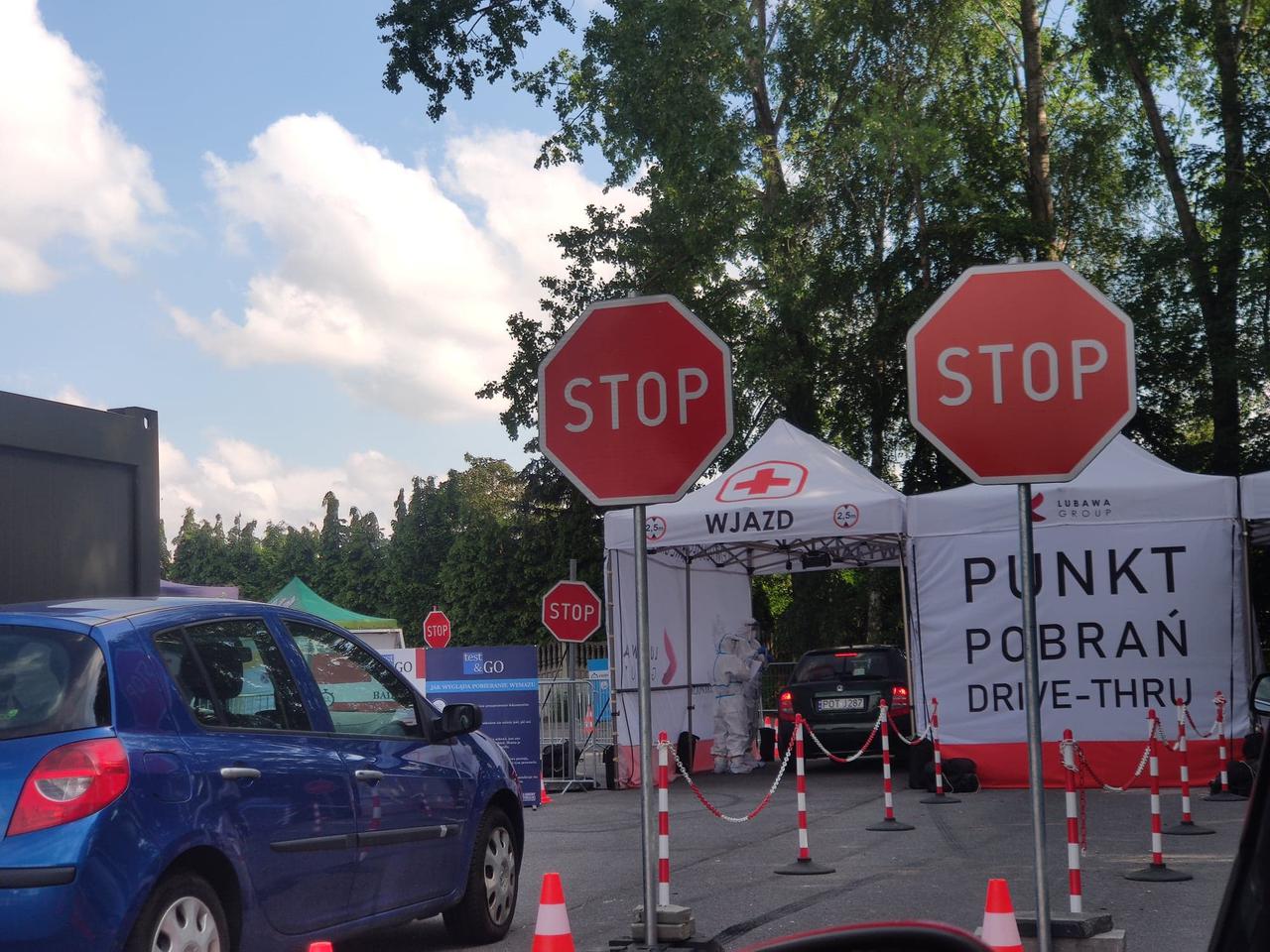 Drive-thru w Grabowie nad Prosną - by skorzystać z testów na obecność COVID-19 - DZIŚ-  trzeba się zarejestrować 