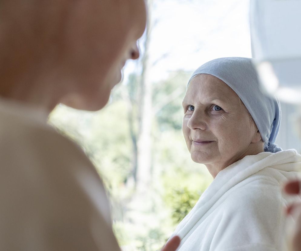 Z wiekiem rośnie ryzyko nowotworów, ale po 80-tce znów spada. Wiadomo już, dlaczego
