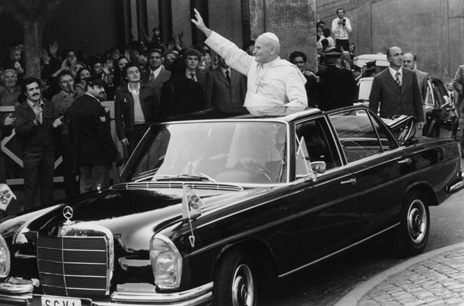 Tak wybrano kardynała Karola Wojtyłę na papieża