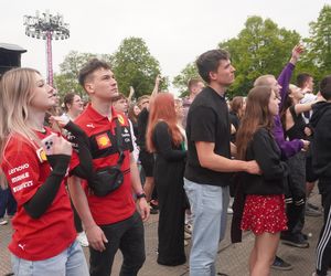 Kortowiada 2025. Koncerty na Plaży Kortowskiej przyciągnęły tłumy. Tak wyglądał drugi dzień imprezy!