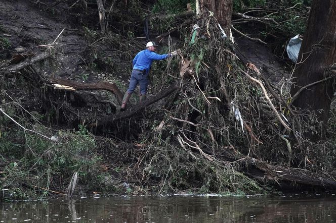 Oto ofiary potopu na obozie religijnym! Nadal wielu zaginionych