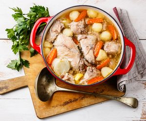 Potrawka warzywna z królikiem: przepis na rodzinny obiad