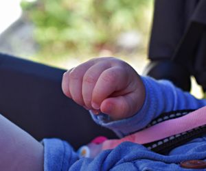 Noworodek uwięziony w rozgrzanym aucie. Wszystkie zamki się zablokowały. To był olbrzymi stres