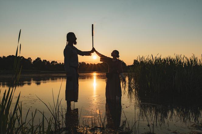 Tak wyglądają współcześni Słowianie. W Tychach zaplanowano wystawę fotografii Karola Gruszki