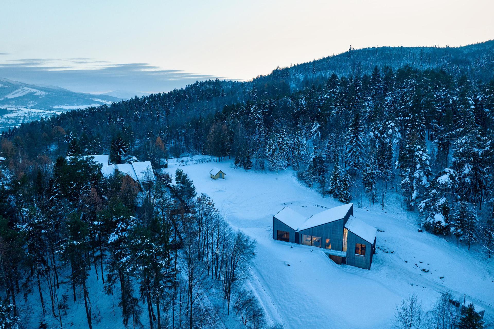 Dom ukryty w Beskidach