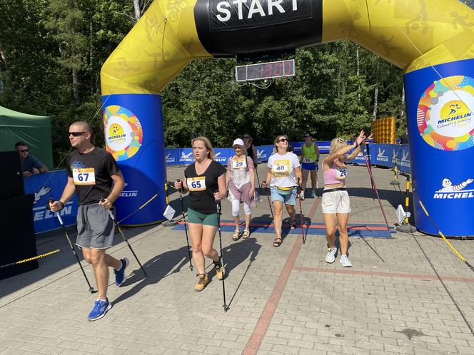 Kilometry Pomocy Michelin 2024. Sportowe emocje na plaży miejskiej w Olsztynie. Zobacz zdjęcia!