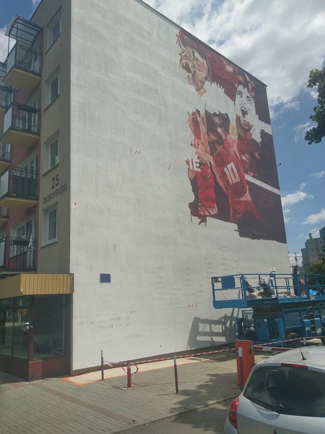 W Rzeszowie powstaje kolejny mural Arkadiusza Andrejkowa