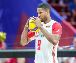 Niektóre samochody nie jeżdżą tak szybko, jak Wilfredo Leon serwuje. Przecież to się w głowie nie mieści. Piłka po jego serwisie mogła zrobić krzywdę