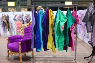 Co Polacy kupują przez internet