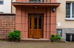 Partyzancki ogródek fasadowy na Mokotowie