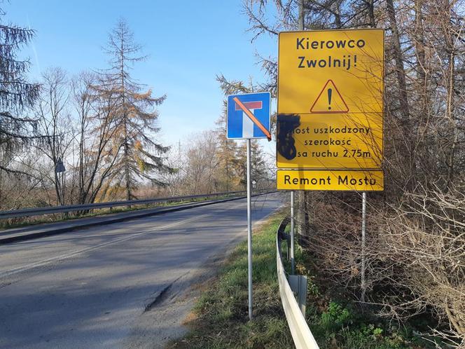 Stan zamkniętego mostu w Ostrowie był TRAGICZNY. Świadczą o tym zdjęcia