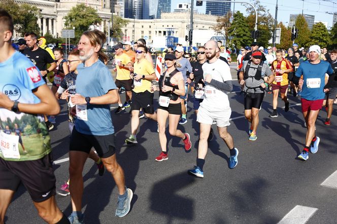 Uczestnicy 46. edycji Nationale-Nederlanden Maratonu Warszawskiego