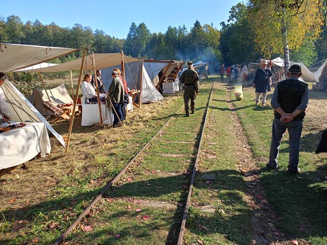 Odbywający się w Mrozach Festyn Archeologiczny to wydarzenie, które z roku na rok przyciąga coraz więcej umieszkańców regionu i turystów