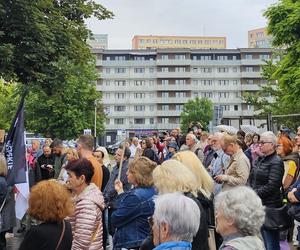 „Ani Jednej Więcej”. W Olsztynie setki osób protestowały po śmierci Doroty [ZDJĘCIA]