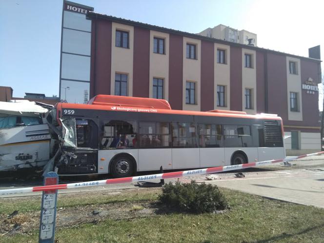 Rzeszów. Zderzenie dwóch autobusów [GALERIA]