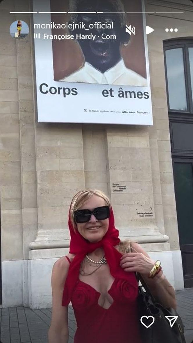 Monika Olejnik pręży biust w wydekoltowanej sukni. Co za sylwetka!