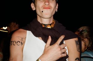 To on ma rapowy hit lata! Teraz możecie usłyszeć go na żywo