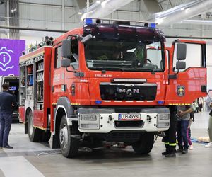 Parada samochodów i motocykli oraz naukowe doświadczenia, czyli Lubelski Piknik Naukowy 2025