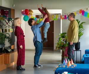 Barwy szczęścia odc. 3186. Olga (Dorota Łukasiewicz-Kwietniewska), Marek (Marcin Perchuć), Witek (Witold Sosulski), Wioletka (Sara Kudaj)