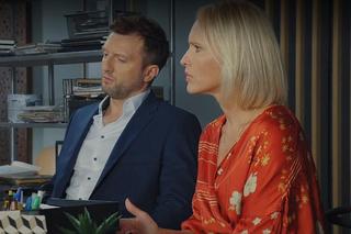 	M jak miłość odc. 1773. Bartek (Arkadiusz Smoleński), Dorota Kawecka (Iwona Rejzner)