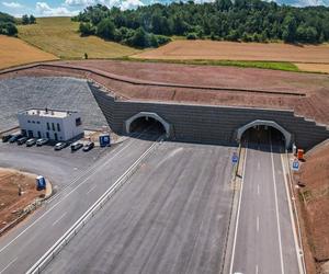 Odcinek Bolków – Kamienna Góra liczy w sumie nieco ponad 16 kilometrów długości. W dłuższym tunelu będzie odcinkowy pomiar prędkości