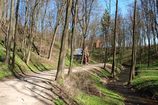 Malutką wieś nazywają Warmińską Jerozolimą. Przyciąga tłumy!