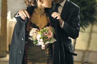 Andrzej Młynarczyk (Tomek), Joanna Koroniewska (Małgosia) na planie M jak miłość - listopad 2008 r.