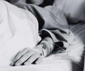 Dwulatek postrzelił ciężarną mamę. Kobiety i jej nienarodzonego dziecka nie udało się uratować