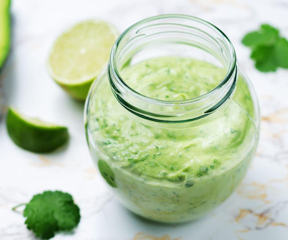 majonez z czosnkiem niedźwiedzim