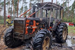 W Krynkach podczas prac leśnych zapalił się ciągnik