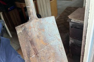 Warszawa: Kobieta i mężczyzna pobici pałką i szpadlem! Pilna akcja służb