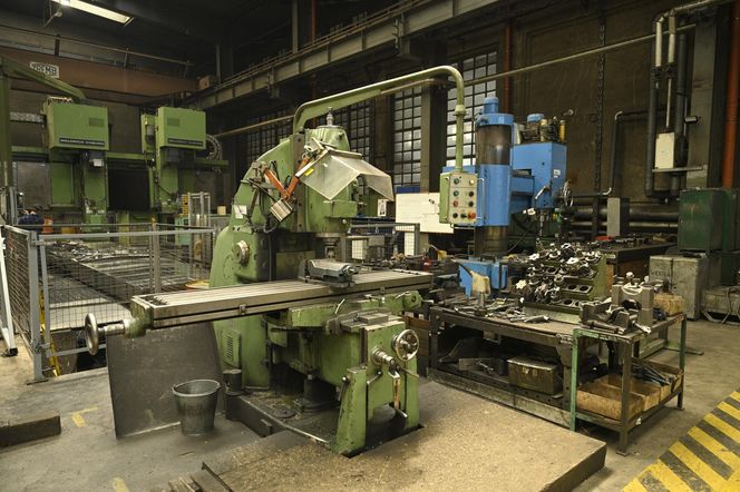 Kraków buduje Warszawie plac Zawiszy. Byliśmy w fabryce, gdzie powstanie 121 elementów wielkiej układanki