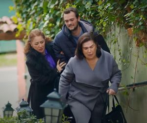 Ege będzie opiekował się Zeynep, a Bulent zacznie podejrzewać, że coś ich łączy.