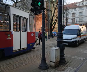 To mogło skończyć się tragedią w centrum Bydgoszczy. Wykoleił się tramwaj, którym podróżowało 50 pasażerów