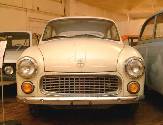 Quiz wiedzy o czasach PRL-u. Przekonaj się, co pamiętasz z przeszłości!