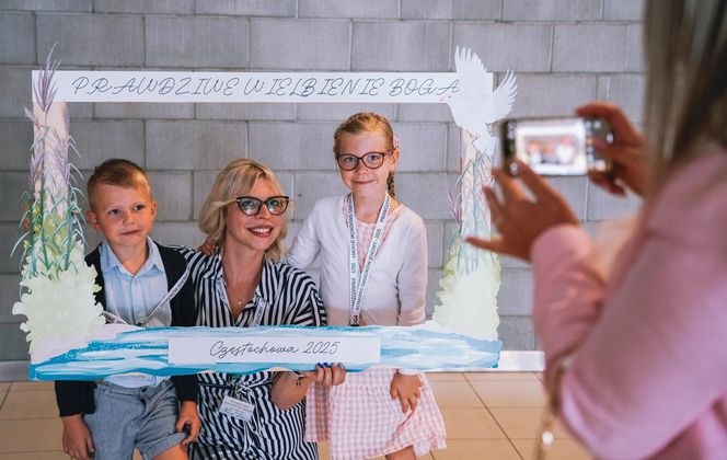 Kongres Świadków Jehowy w Częstochowie. Zdjęcia z soboty 26 lipca 2025