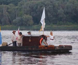 Festiwal Wisły 2023 w Bydgoszczy. Tak było na paradzie łodzi [ZDJĘCIA]